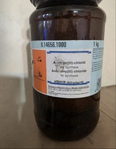 فروش آنتیموان تری کلرید مرک۲۵۰گرم و۱کیلویی.